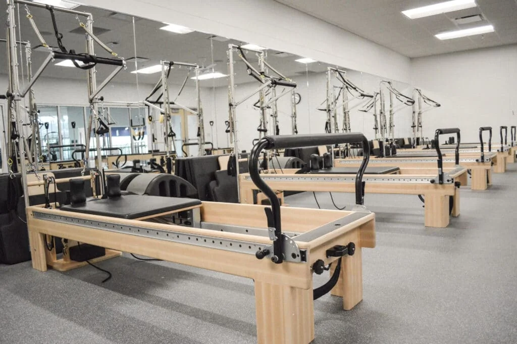 Équipement de Pilates en studio